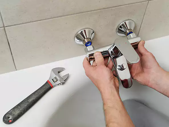 Why Choose Woonsocket Plumbing for Bathtub Faucet Replacement in Woonsocket, RI?